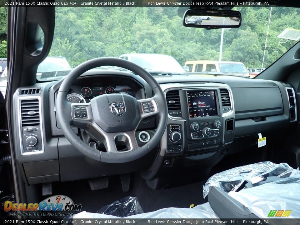 2021 Ram 1500 Classic Quad Cab 4x4 Granite Crystal Metallic / Black Photo #12