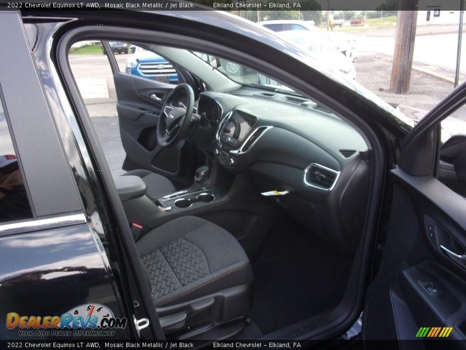 2022 Chevrolet Equinox LT AWD Mosaic Black Metallic / Jet Black Photo #17