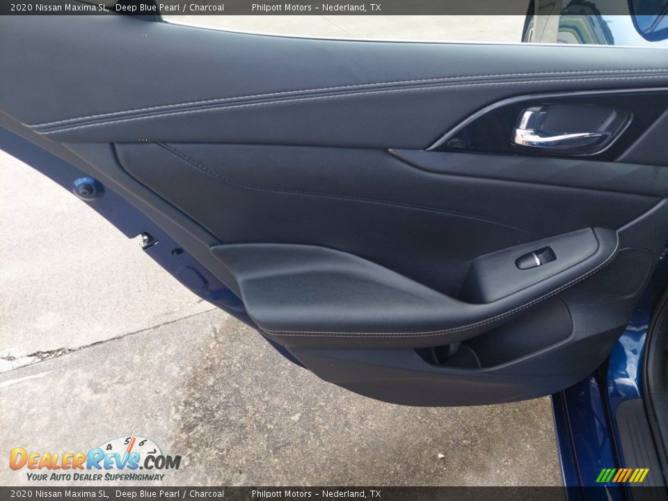 Door Panel of 2020 Nissan Maxima SL Photo #24