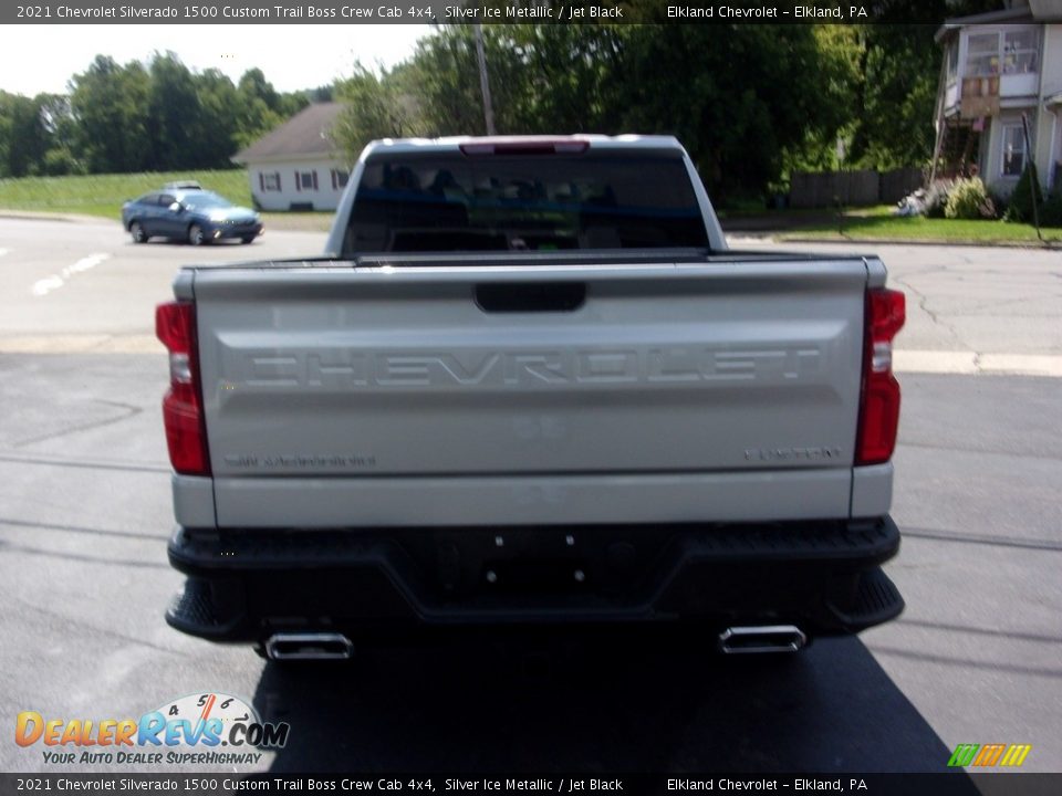 2021 Chevrolet Silverado 1500 Custom Trail Boss Crew Cab 4x4 Silver Ice Metallic / Jet Black Photo #5