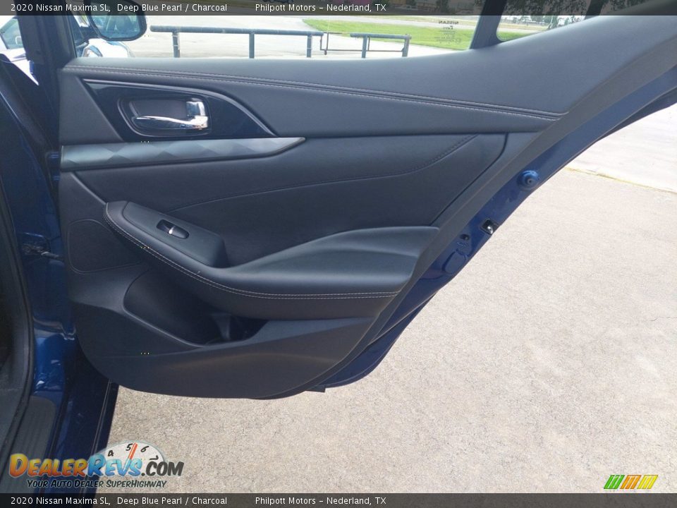 Door Panel of 2020 Nissan Maxima SL Photo #26