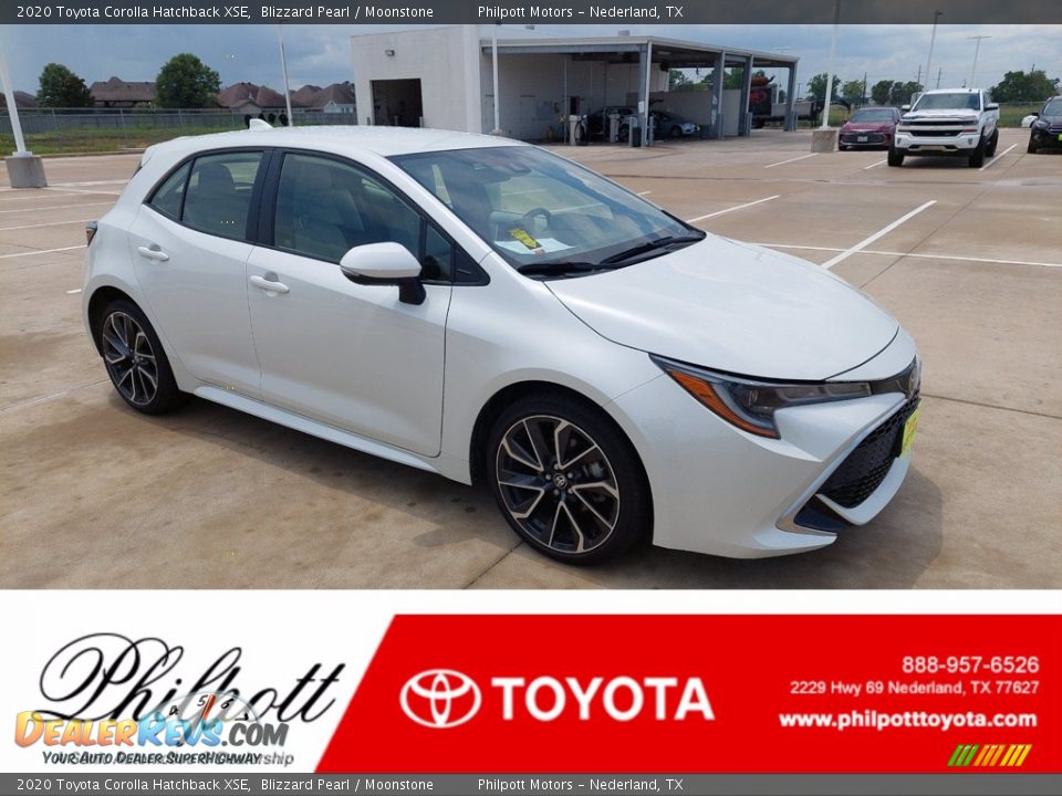 2020 Toyota Corolla Hatchback XSE Blizzard Pearl / Moonstone Photo #1