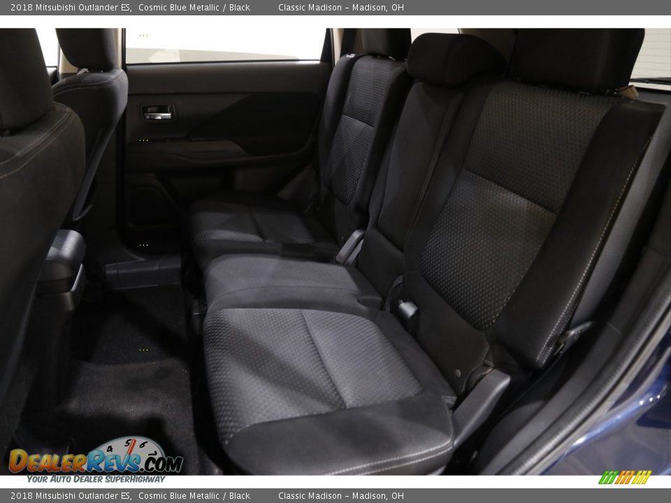 2018 Mitsubishi Outlander ES Cosmic Blue Metallic / Black Photo #16