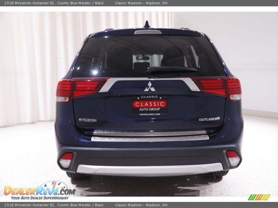 2018 Mitsubishi Outlander ES Cosmic Blue Metallic / Black Photo #18