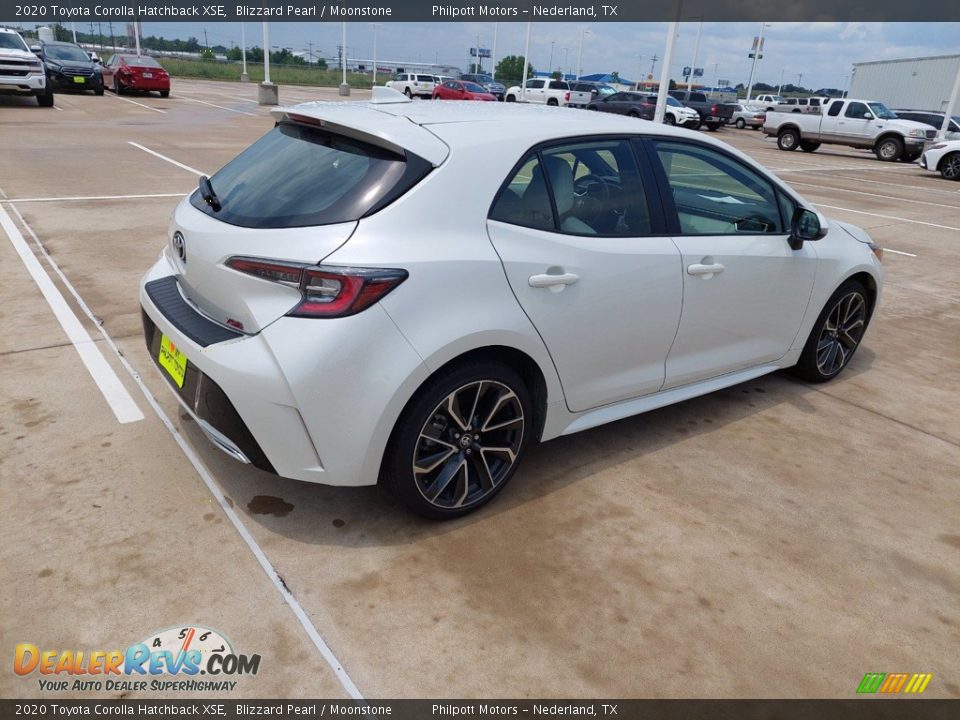 2020 Toyota Corolla Hatchback XSE Blizzard Pearl / Moonstone Photo #7