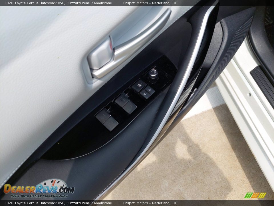 2020 Toyota Corolla Hatchback XSE Blizzard Pearl / Moonstone Photo #14