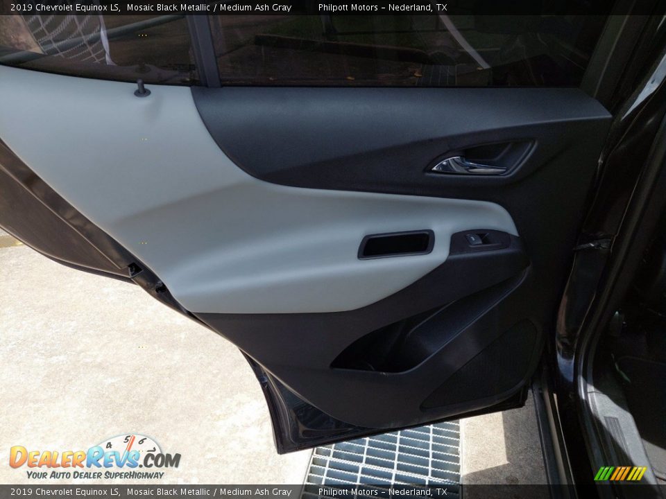 2019 Chevrolet Equinox LS Mosaic Black Metallic / Medium Ash Gray Photo #20