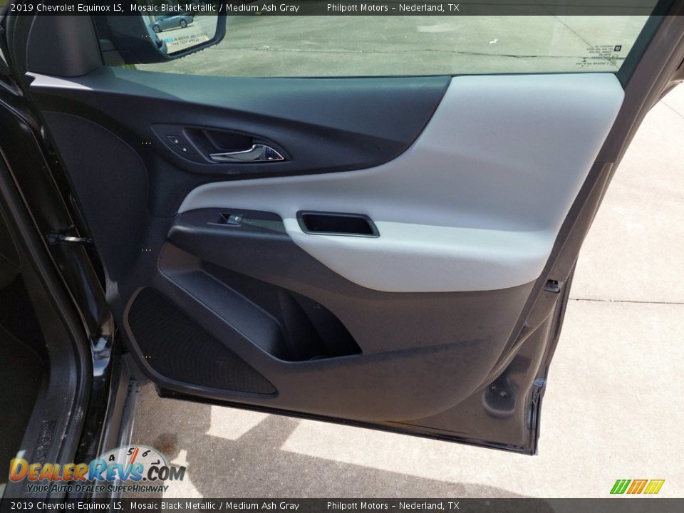 2019 Chevrolet Equinox LS Mosaic Black Metallic / Medium Ash Gray Photo #26