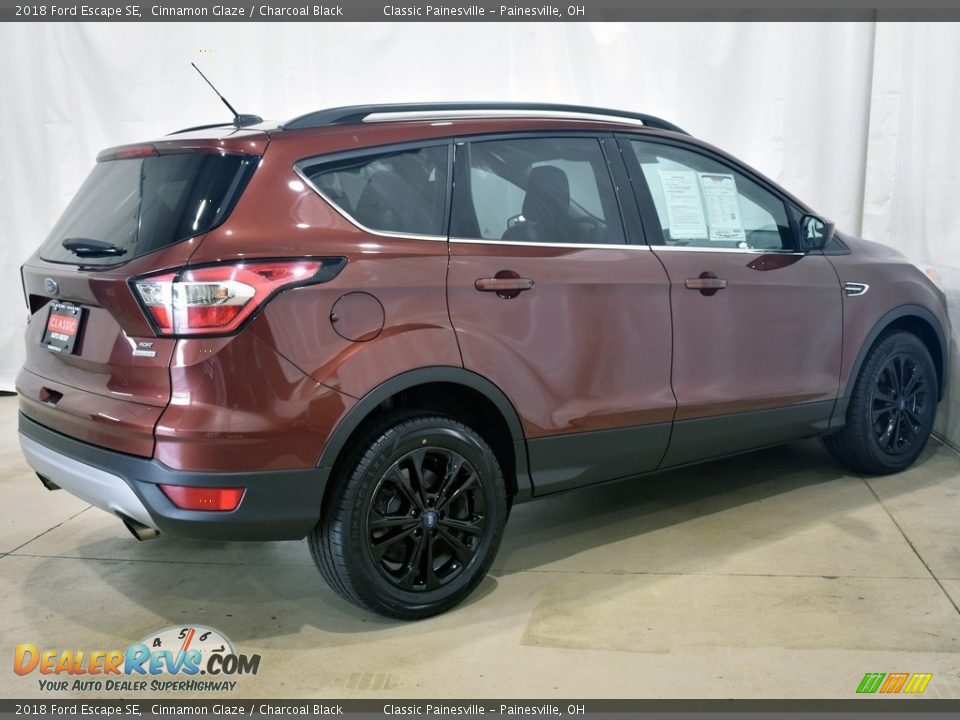 2018 Ford Escape SE Cinnamon Glaze / Charcoal Black Photo #2