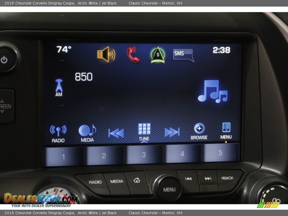 Controls of 2016 Chevrolet Corvette Stingray Coupe Photo #11