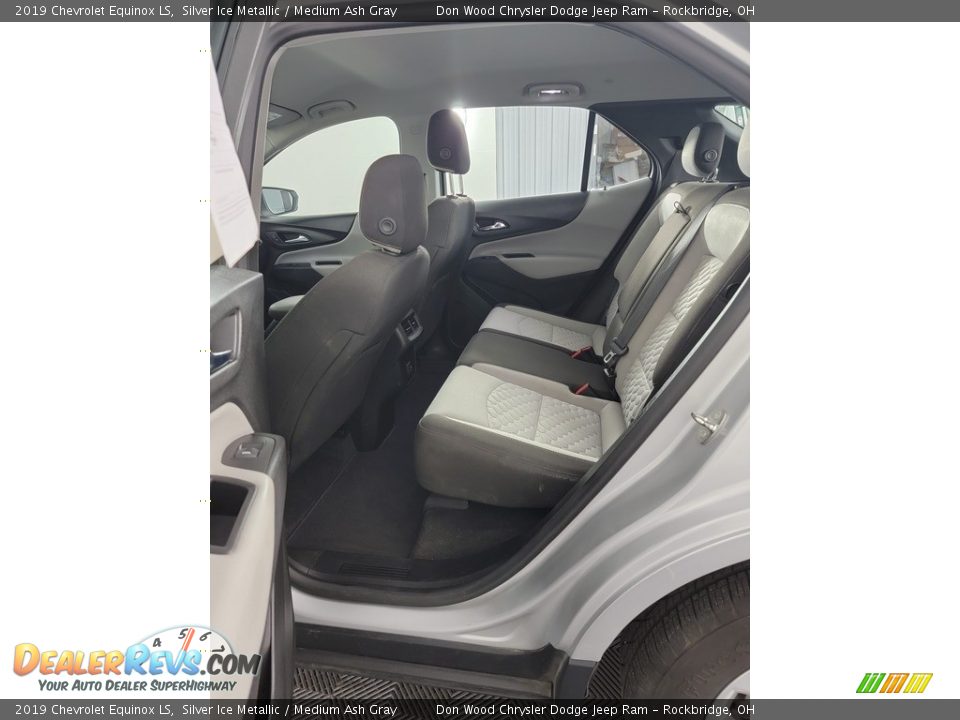 2019 Chevrolet Equinox LS Silver Ice Metallic / Medium Ash Gray Photo #27