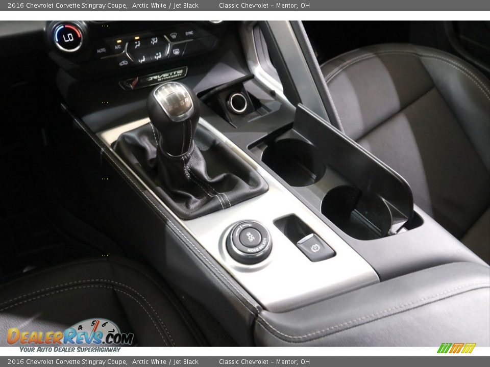 Controls of 2016 Chevrolet Corvette Stingray Coupe Photo #16