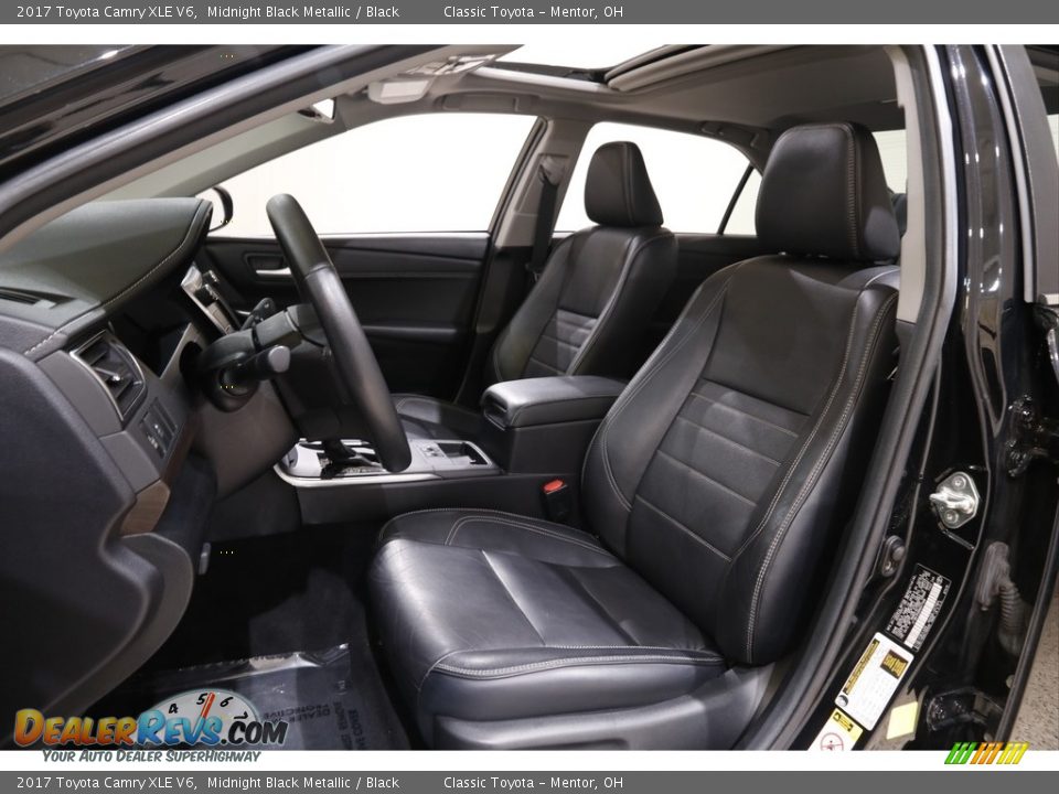 2017 Toyota Camry XLE V6 Midnight Black Metallic / Black Photo #5