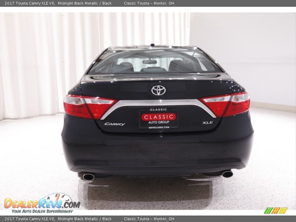 2017 Toyota Camry XLE V6 Midnight Black Metallic / Black Photo #16