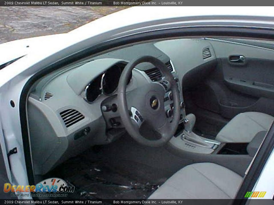 2009 Chevrolet Malibu LT Sedan Summit White / Titanium Photo #9