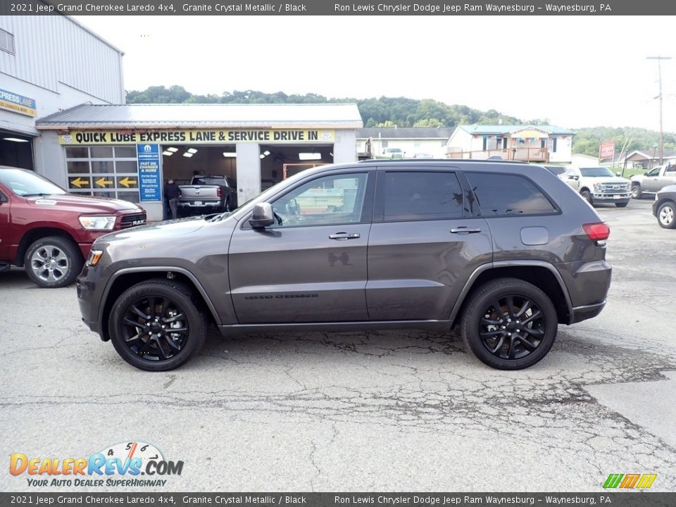 2021 Jeep Grand Cherokee Laredo 4x4 Granite Crystal Metallic / Black Photo #2