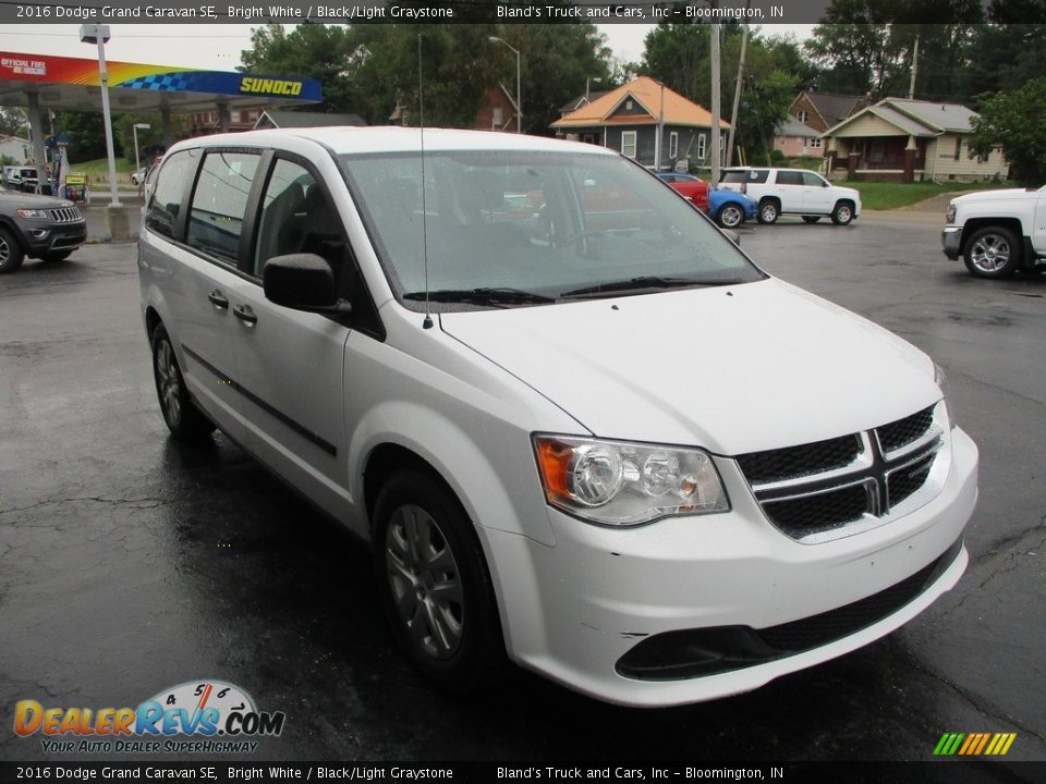 2016 Dodge Grand Caravan SE Bright White / Black/Light Graystone Photo #5