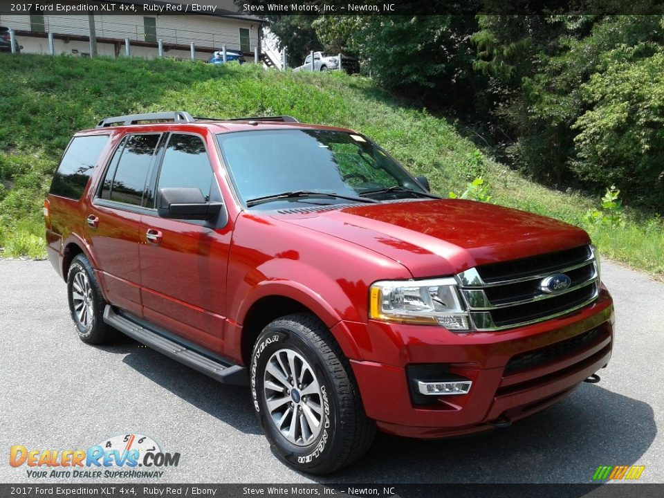 2017 Ford Expedition XLT 4x4 Ruby Red / Ebony Photo #5