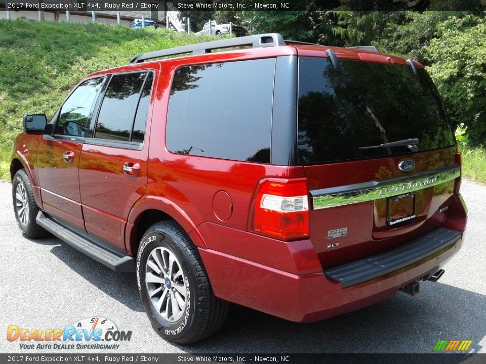 2017 Ford Expedition XLT 4x4 Ruby Red / Ebony Photo #11