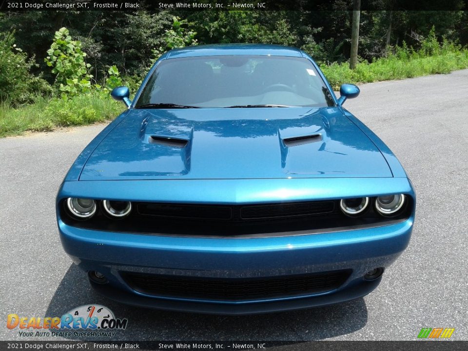 2021 Dodge Challenger SXT Frostbite / Black Photo #3