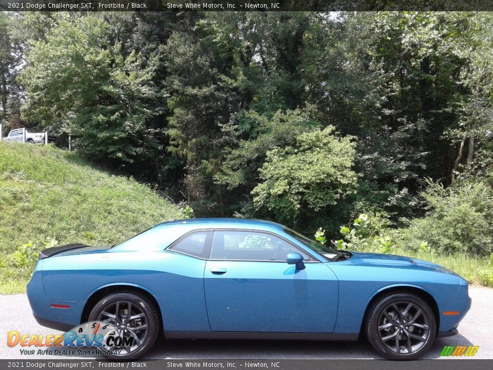 2021 Dodge Challenger SXT Frostbite / Black Photo #5