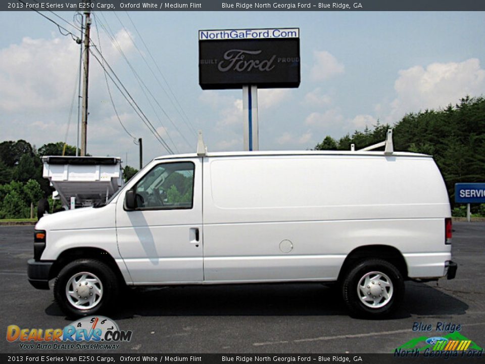 2013 Ford E Series Van E250 Cargo Oxford White / Medium Flint Photo #2