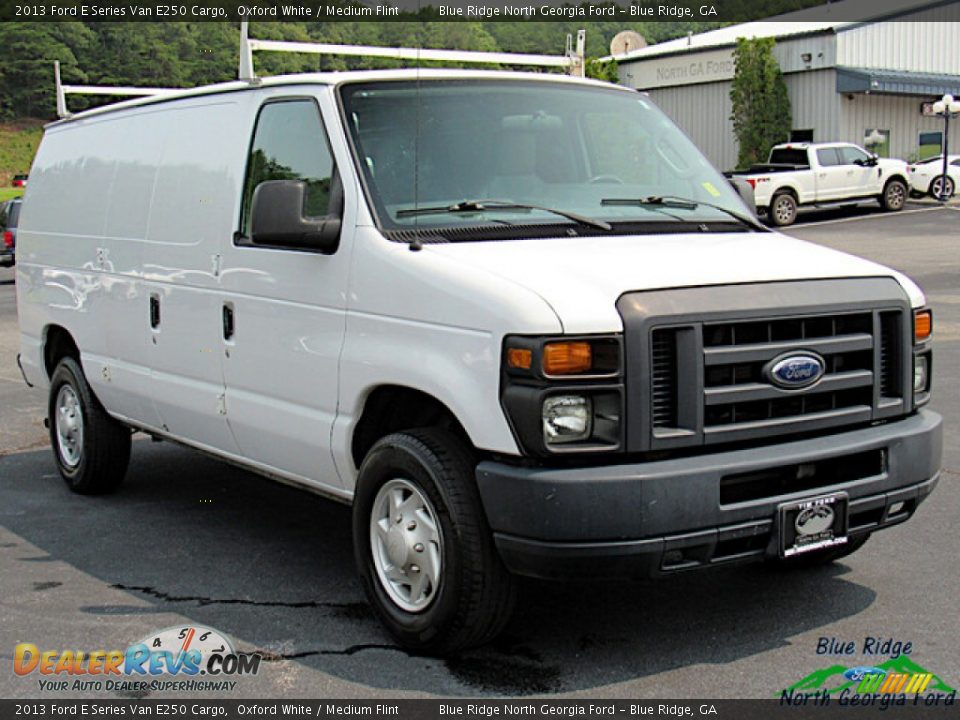 2013 Ford E Series Van E250 Cargo Oxford White / Medium Flint Photo #7