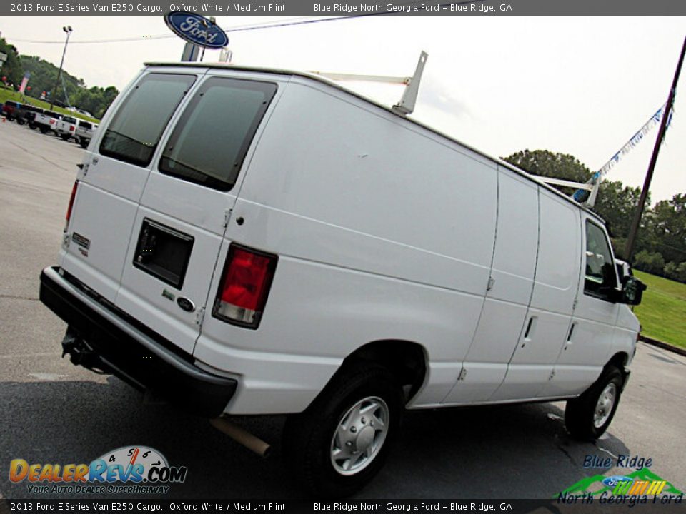 2013 Ford E Series Van E250 Cargo Oxford White / Medium Flint Photo #20