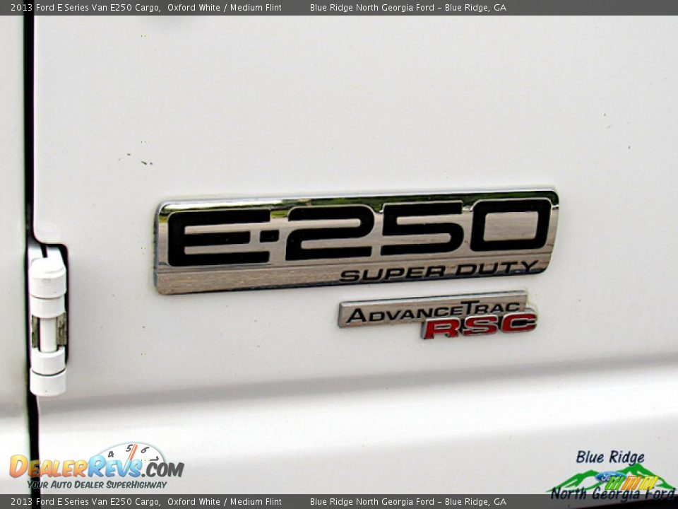 2013 Ford E Series Van E250 Cargo Oxford White / Medium Flint Photo #22