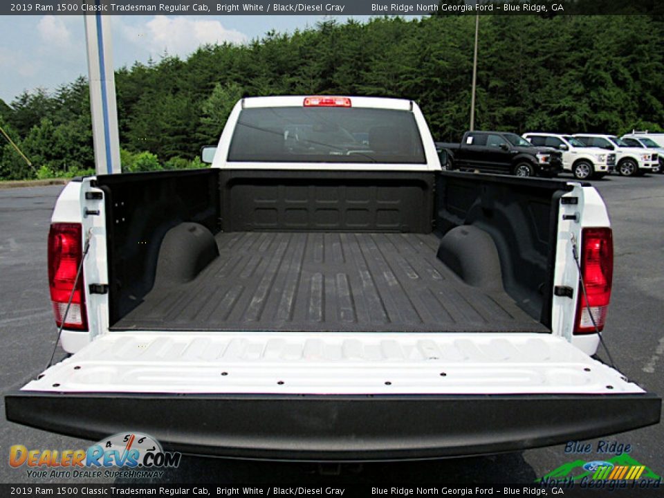 2019 Ram 1500 Classic Tradesman Regular Cab Bright White / Black/Diesel Gray Photo #13