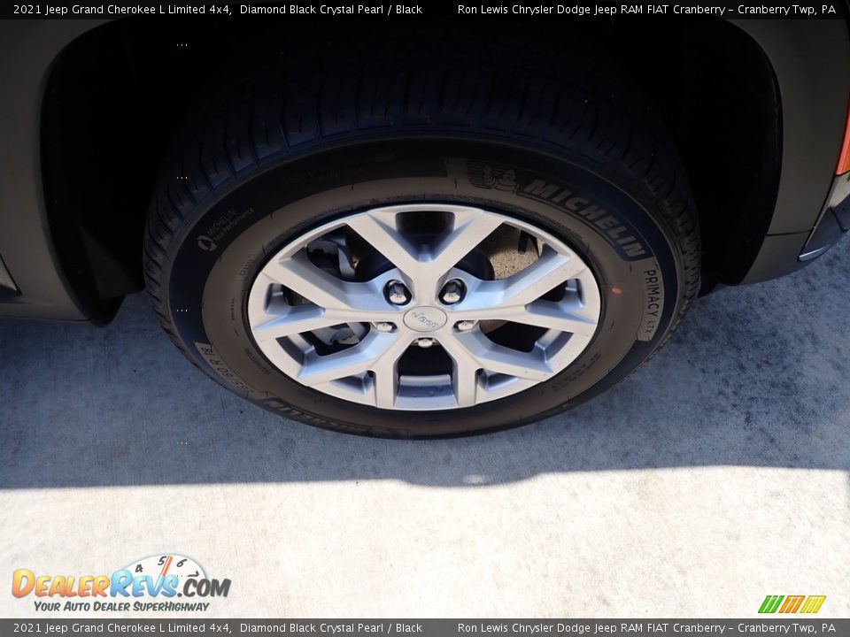 2021 Jeep Grand Cherokee L Limited 4x4 Diamond Black Crystal Pearl / Black Photo #9