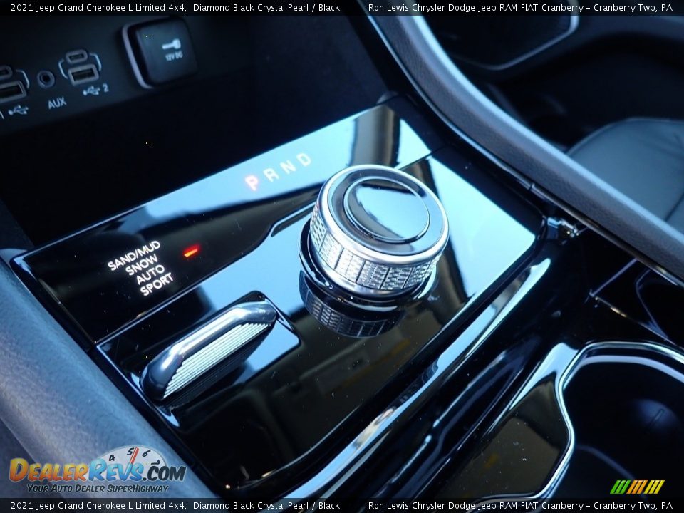 2021 Jeep Grand Cherokee L Limited 4x4 Shifter Photo #19