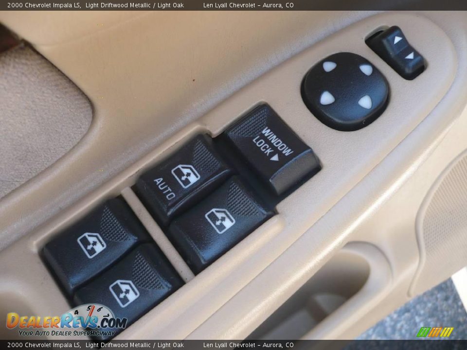 2000 Chevrolet Impala LS Light Driftwood Metallic / Light Oak Photo #8