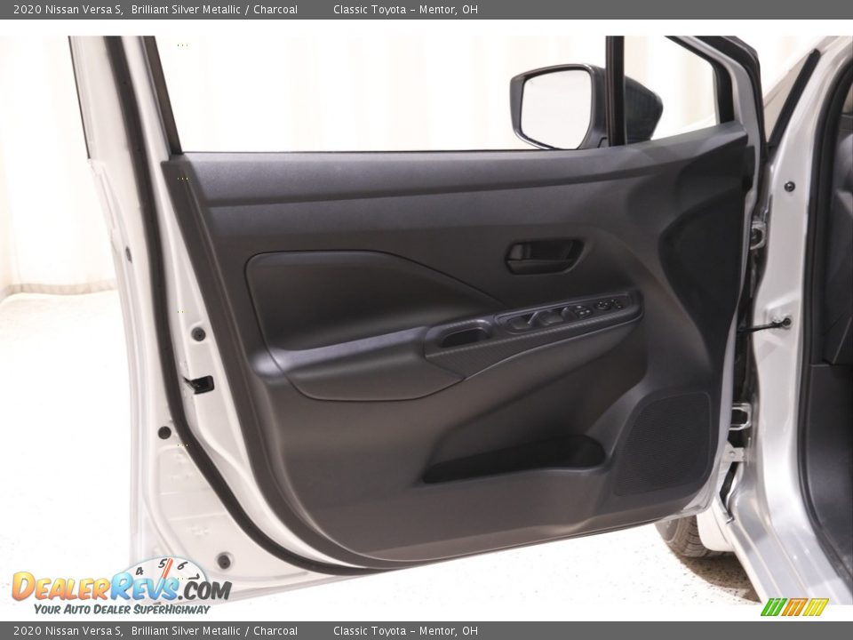 Door Panel of 2020 Nissan Versa S Photo #4