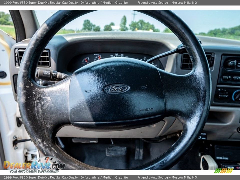 1999 Ford F350 Super Duty XL Regular Cab Dually Oxford White / Medium Graphite Photo #31