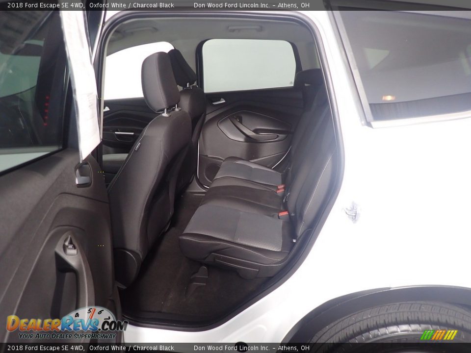 2018 Ford Escape SE 4WD Oxford White / Charcoal Black Photo #35