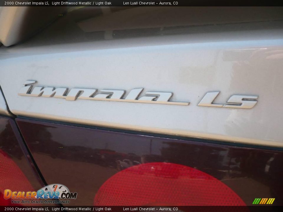 2000 Chevrolet Impala LS Light Driftwood Metallic / Light Oak Photo #12