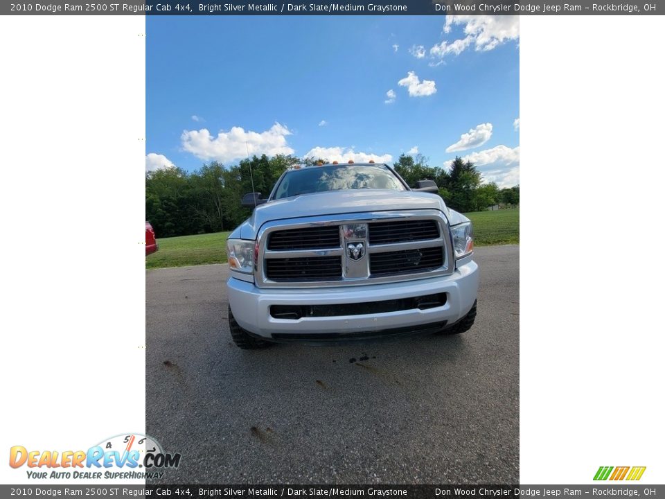 2010 Dodge Ram 2500 ST Regular Cab 4x4 Bright Silver Metallic / Dark Slate/Medium Graystone Photo #2