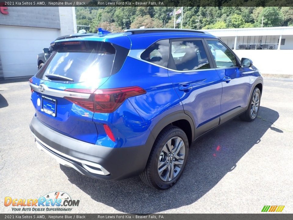 2021 Kia Seltos S AWD Neptune Blue / Black Photo #2