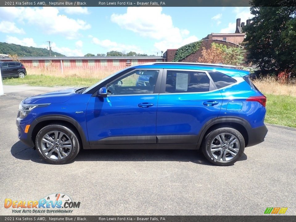 2021 Kia Seltos S AWD Neptune Blue / Black Photo #6