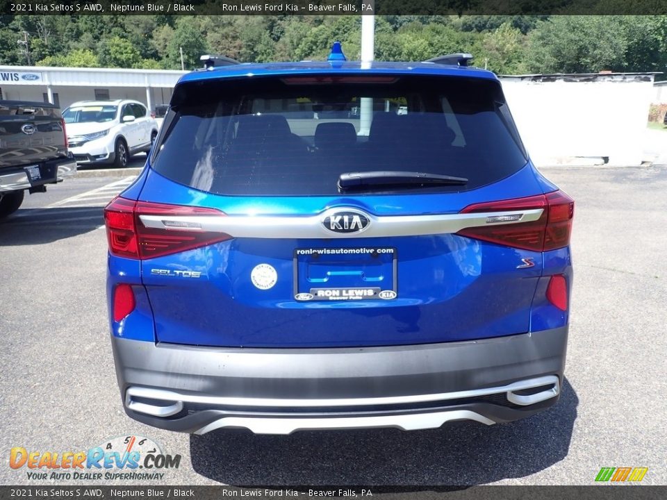 2021 Kia Seltos S AWD Neptune Blue / Black Photo #8