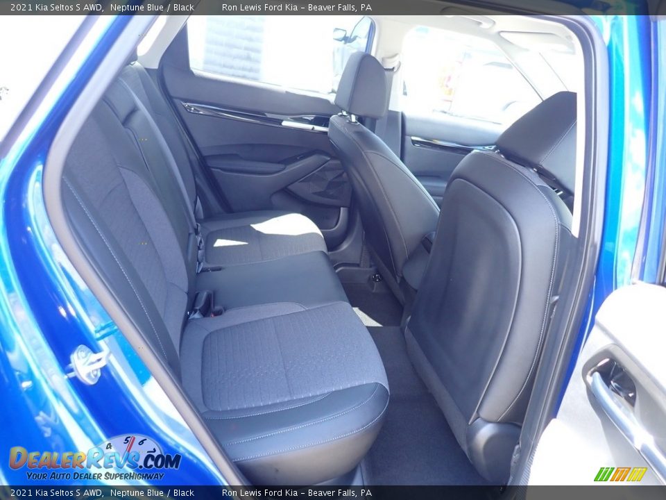 2021 Kia Seltos S AWD Neptune Blue / Black Photo #11