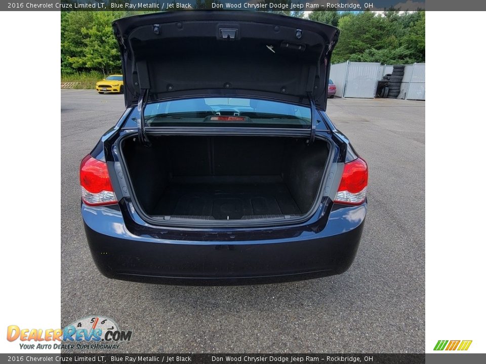 2016 Chevrolet Cruze Limited LT Blue Ray Metallic / Jet Black Photo #9