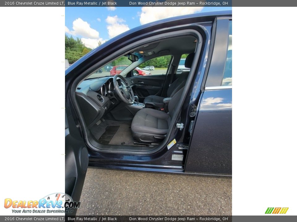 2016 Chevrolet Cruze Limited LT Blue Ray Metallic / Jet Black Photo #16