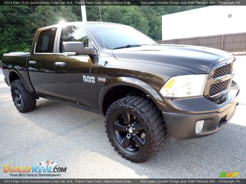 2014 Ram 1500 Outdoorsman Crew Cab 4x4 Prairie Pearl Coat / Black/Diesel Gray Photo #8