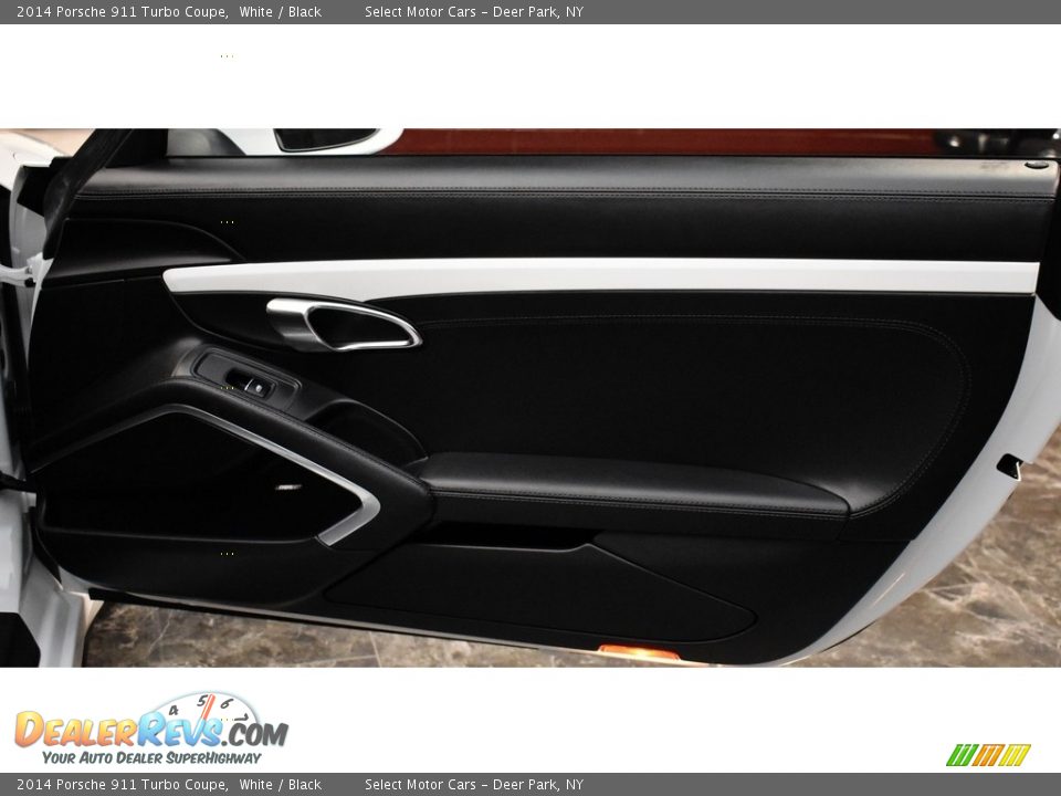 Door Panel of 2014 Porsche 911 Turbo Coupe Photo #23