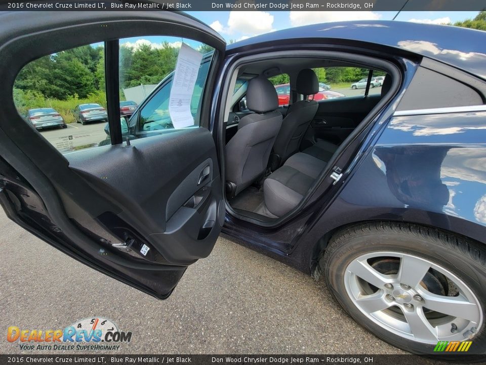 2016 Chevrolet Cruze Limited LT Blue Ray Metallic / Jet Black Photo #24