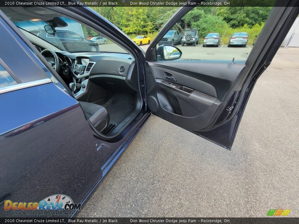 2016 Chevrolet Cruze Limited LT Blue Ray Metallic / Jet Black Photo #27