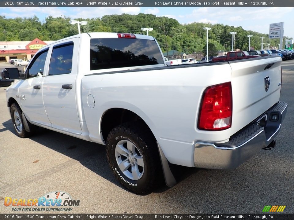 2016 Ram 1500 Tradesman Crew Cab 4x4 Bright White / Black/Diesel Gray Photo #3