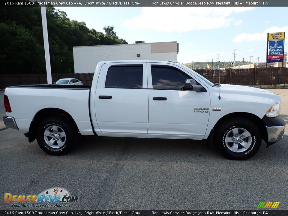 2016 Ram 1500 Tradesman Crew Cab 4x4 Bright White / Black/Diesel Gray Photo #6